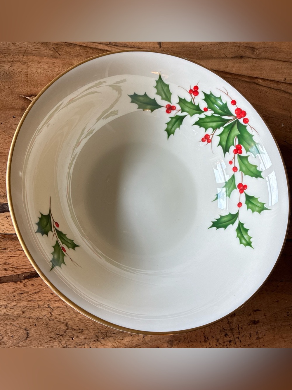 Lenox Holly Berry 9.5 inch Serving Bowl